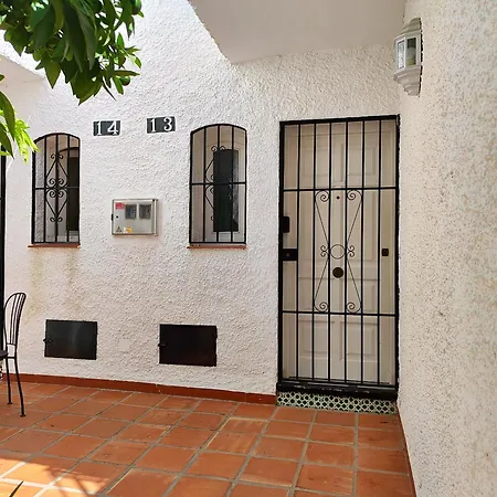 Urb Verano Azul 13 Eurosur Апартаменты *